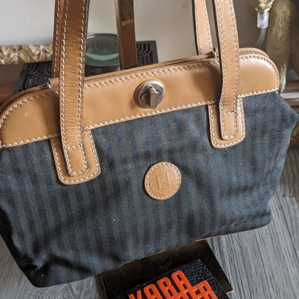 Elegant Tan and Black Handbag